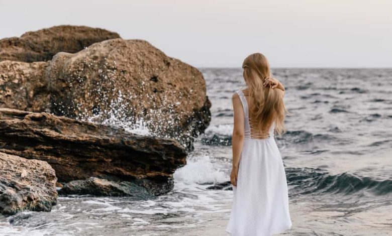 Түсінде ақ киім кисе