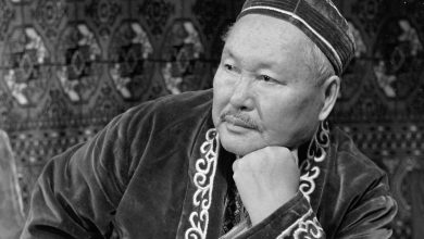 сәбит мұқанов өмірбаяны