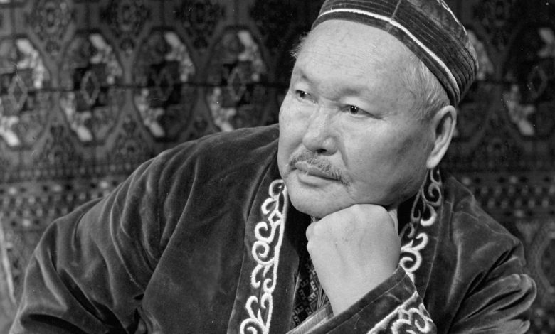 сәбит мұқанов өмірбаяны