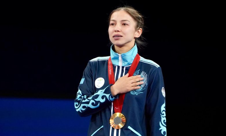 ақмарал науатбек өмірбаяны